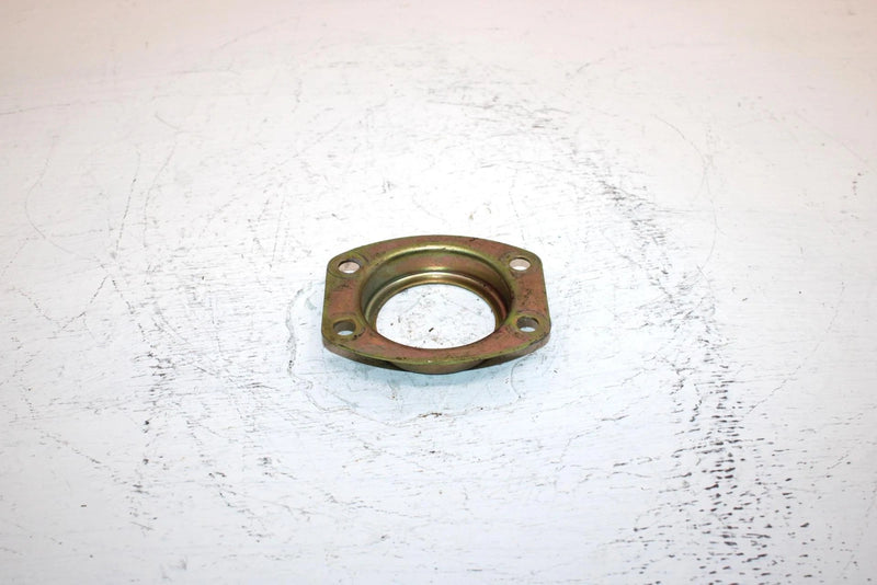 1999 Yamaha  Bear Tracker 2wd Oem Rear Axle Retainer 4XE-G6513-00-00 AY50