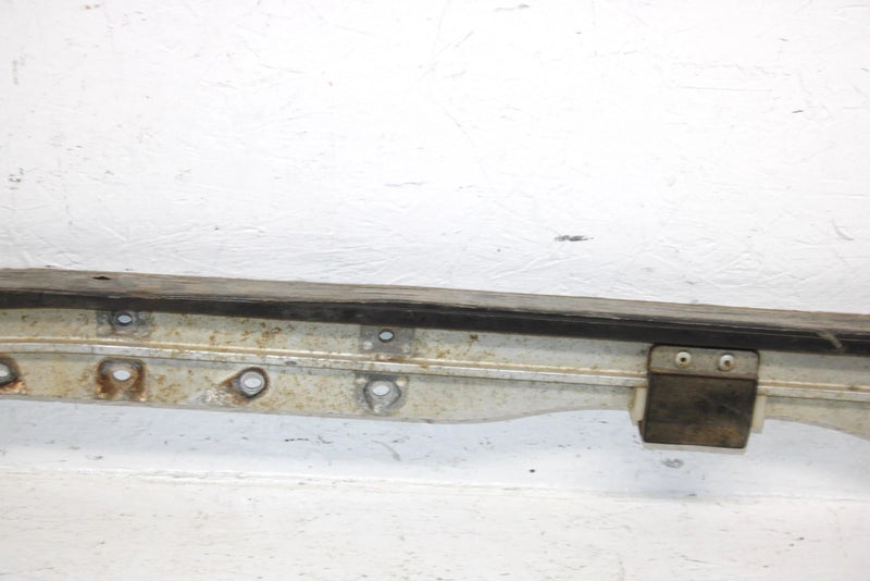 1998 Yamaha Vmax 600 Xt Oem Right Skid Rail 8CR-W4741-00-00 SY87