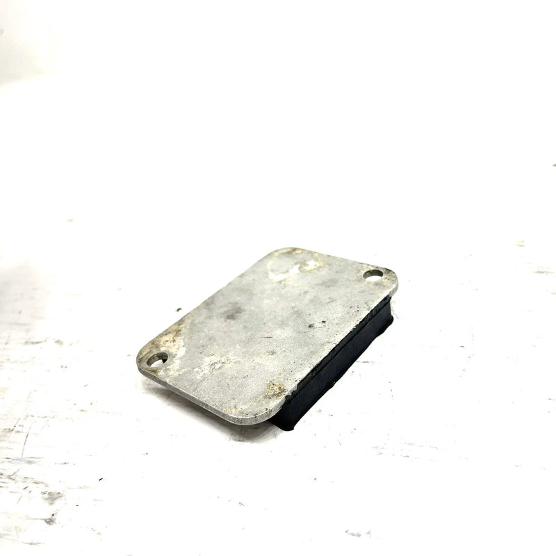 01-05 Yamaha WaveRunner XLT1200 OEM Rear Stopper Mount 66V-44574-00-94 JY30