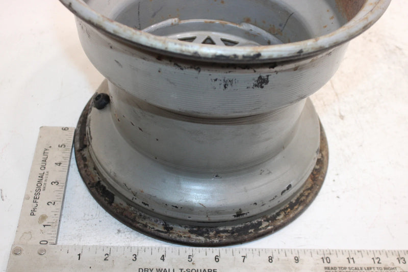 1999 Polaris Sportsman 335 Oem Silver Rear Rim 1520217-117 AP77