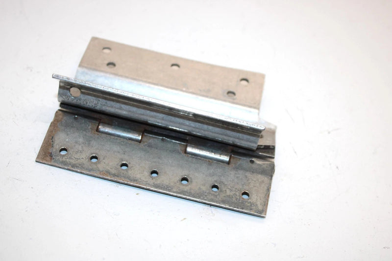 97 Polaris Xcr 600 Se Oem Hinge 5210728 SPS2