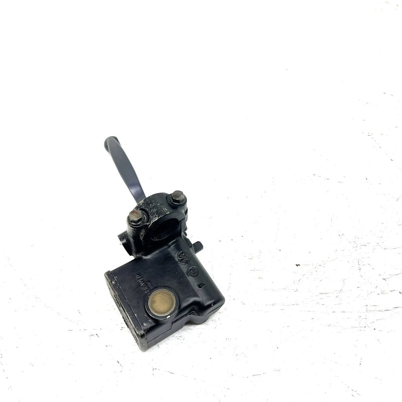 98-02 Suzuki Quadrunner 500 OEM Front Brake Master Cylinder 59600-44B11 AS37