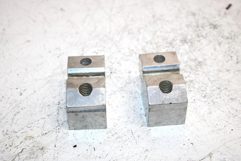 1989 89 Polaris Sport Oem Bogie Wheel Bracket Pair 5130570 SP137