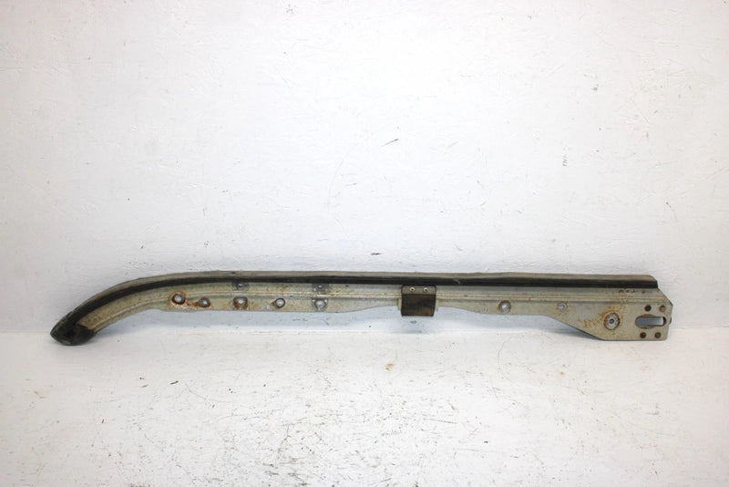 1998 Yamaha Vmax 600 Xt Oem Right Skid Rail 8CR-W4741-00-00 SY87