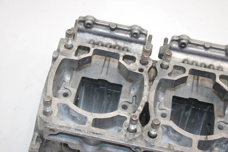 98 Polaris Xc 700 Oem Crankcase 3085511 3085575 SP130
