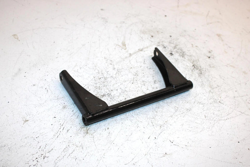 90 Yamaha Exciter Oem Rear Arm Pivot W/Shaft 86M-47417-00-00 SY3