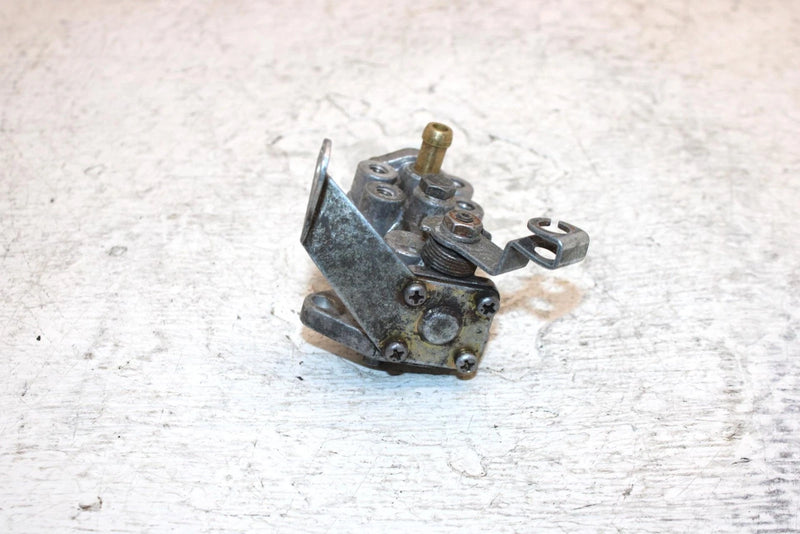 2002 Arctic Cat Zr 500 Cc Oem Oil Pump Assembly 3005-825 SA4