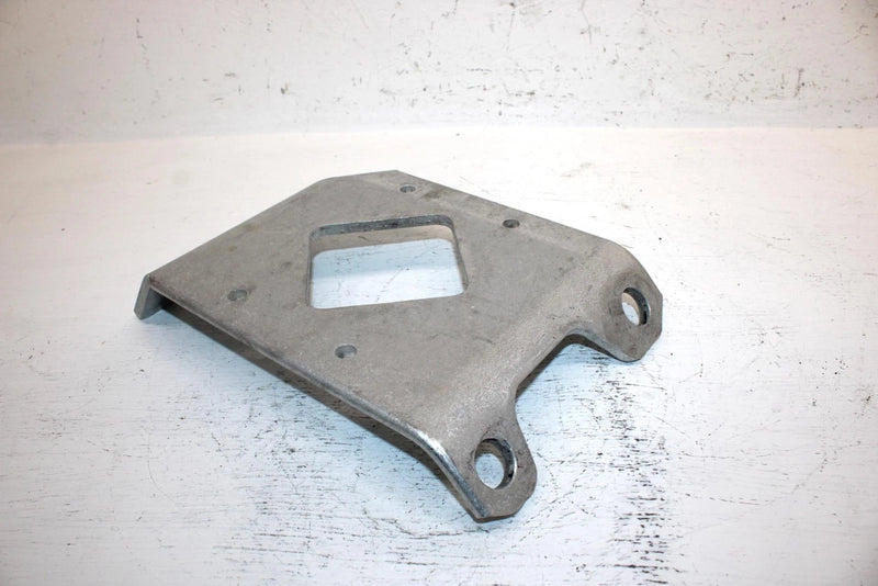 1998 Polaris 500 Oem Engine Mount Plate 5241255 SP39