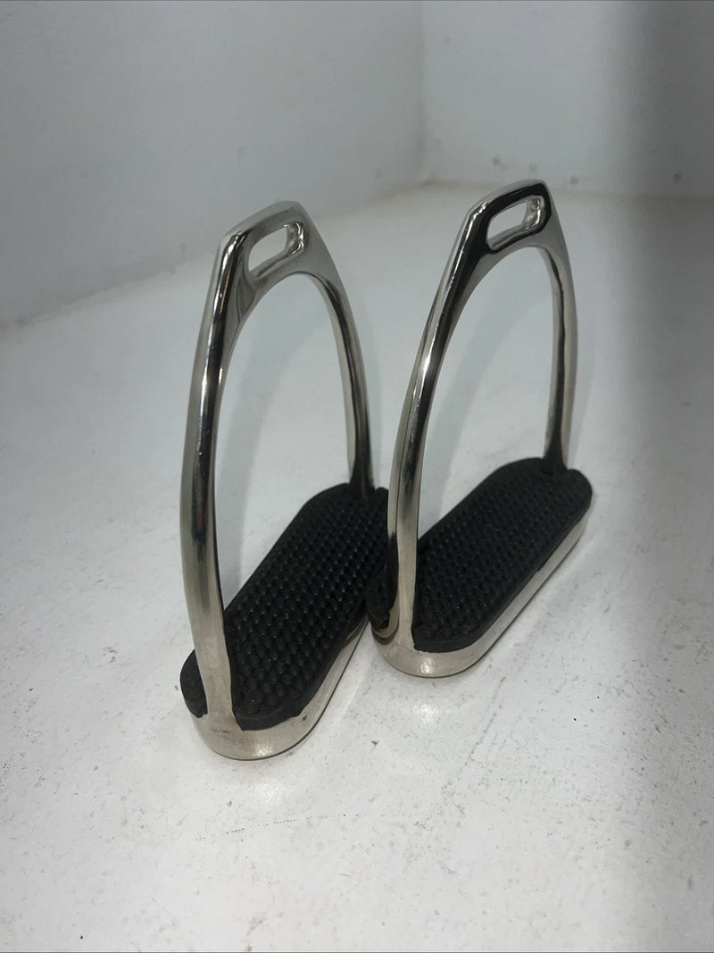 New Tough 1 Chrome Plated Iron 4 1/2” English Stirrups #24-3016 C-501