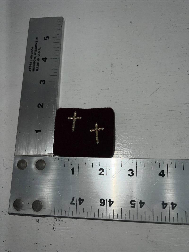 New Women’s Montana Silversmiths Small Cross Earrings With Stone. ER510Z A-65