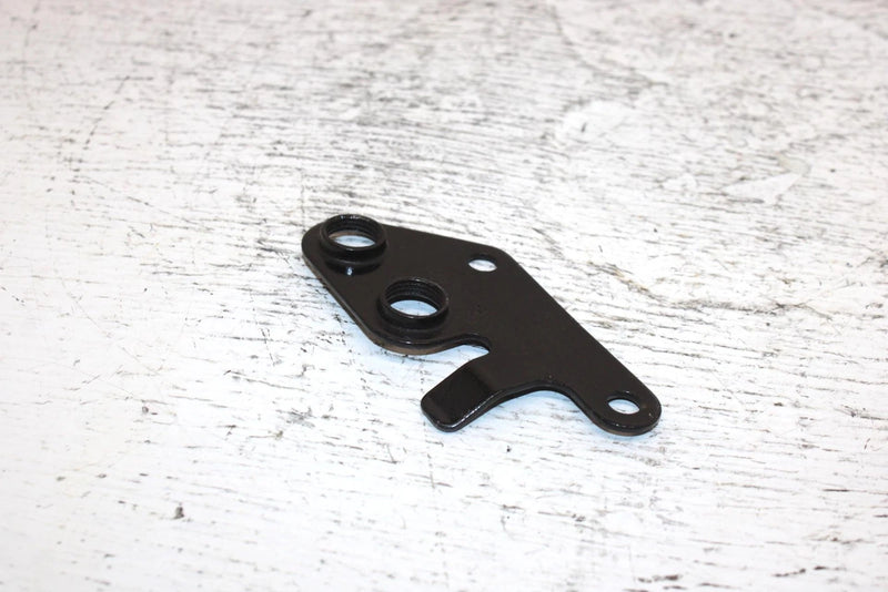 1997 Yamaha Venture Tr Oem Tool Box Fitting Bracket 8V0-21945-00-00 SY15