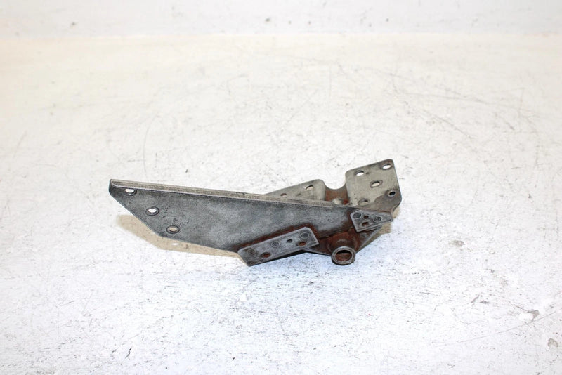 1999 Yamaha Vmax 600 Sx Oem Left Pipe Pivot 8DF-21941-00-00 SY5