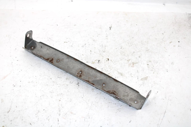 1979 Yamaha Et250c Oem Snow Flap Mount 8G5-21910-01-00 SY61