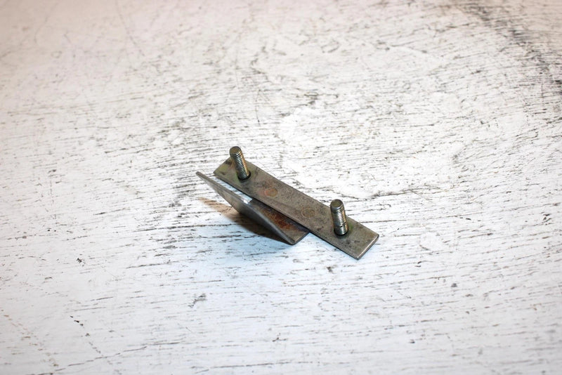 2000 Ski-doo Mxz 600 Oem Hood Guide Bracket 502006500 SS0