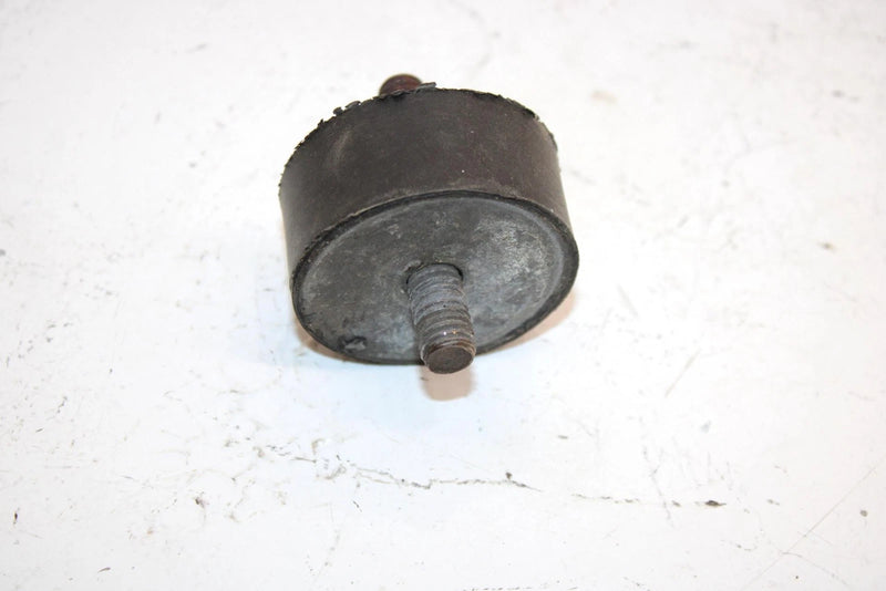 99 Polaris Xc 500 Oem Motor Mount Damper 3110061 Q1495