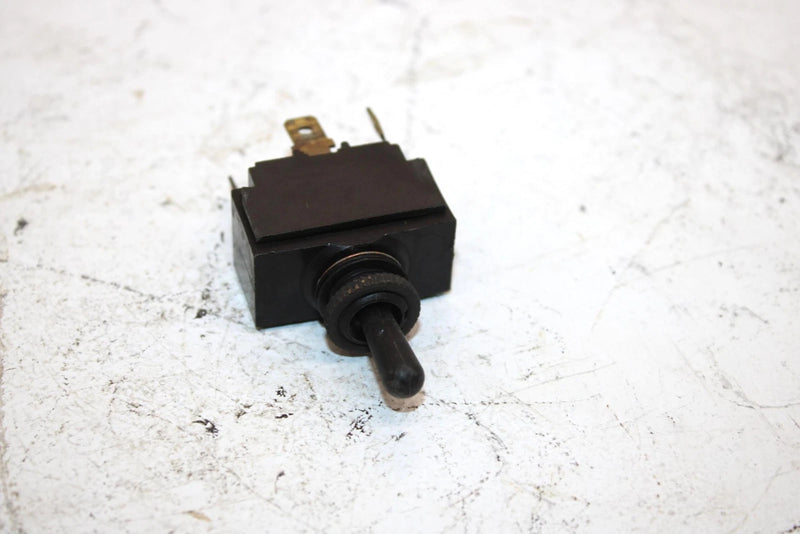 97 Arctic Cat Jag 440 Deluxe Oem Toggle Switch 0609-187 Q1938