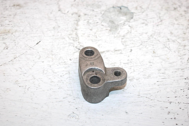 1986 Honda Atc 200 Sa Oem Upper Handlebar Clamp Set 53121-958-000 AH59