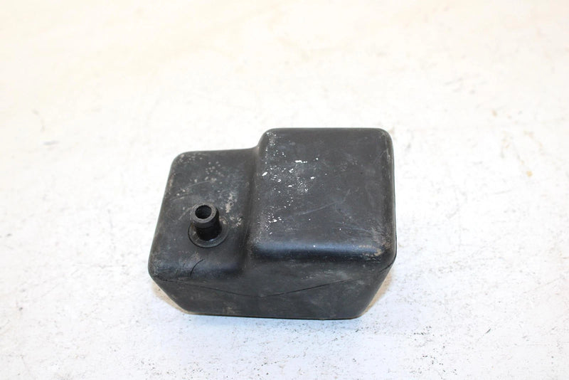 1984 Yamaha  Ytm 200 L Oem Air Cleaner Chamber 21V-13581-00-00 AY48
