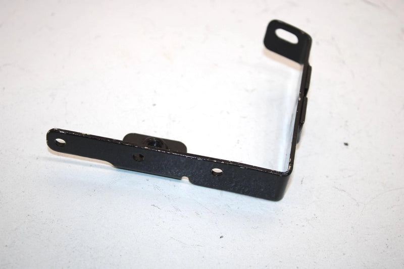96 Ski-doo Formula Iii 600 Oem LH Hinge Bracket 517273300 SSS1