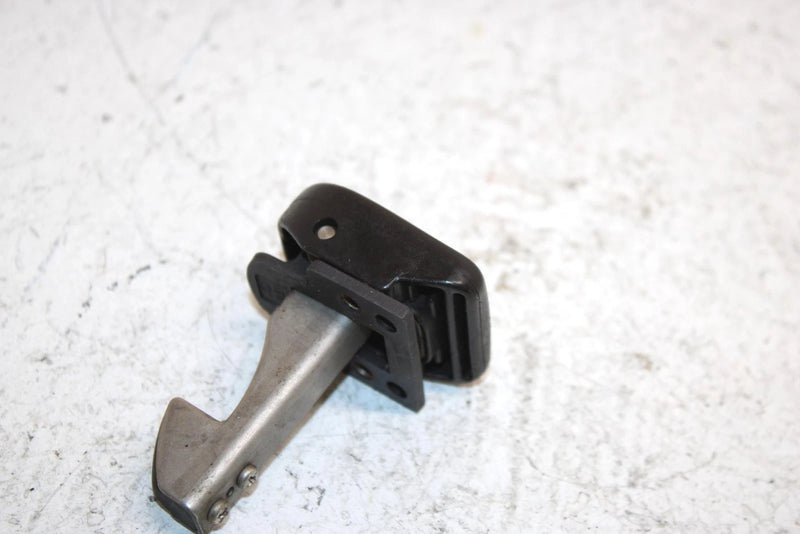 1998 Yamaha Waverunner Gp800 Oem Hood Latch GP7-6517C-00-00 JY9