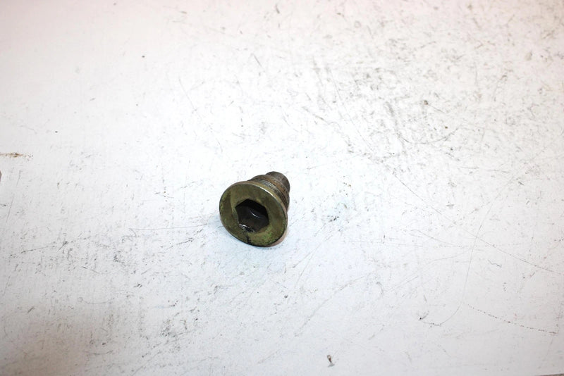 1987 Honda Fourtrax 350 A Oem Left Swingarm Pivot 90122-MB0-000 AH39