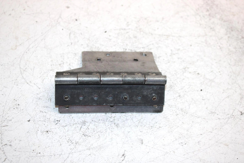 94 Polaris 440 L/c Oem Belt Cover Hinge 5210728 SP53
