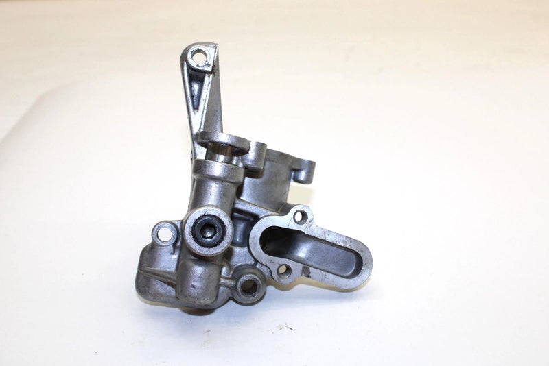1980 Yamaha Xs850g Oem Oil Pump Housing 2F3-13336-02-00 Q2947
