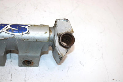 04 Arctic Cat Bearcat Wide Track Oem Right Spindle 1703-384 SA234