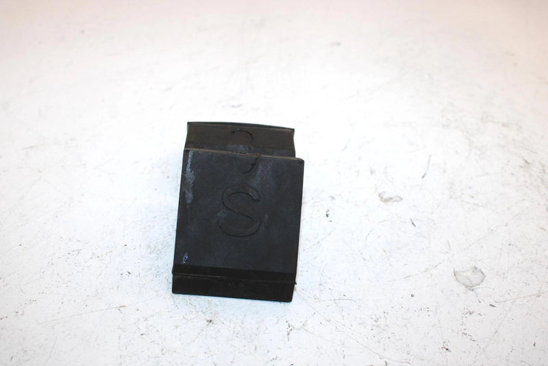 00 Yamaha Sx500r Oem Stopper 1 8CS-23743-00-00 SY0