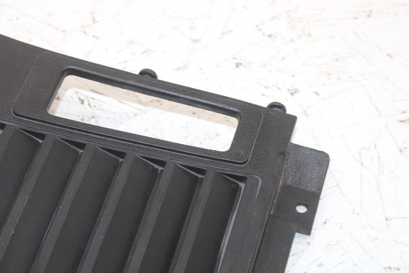 1986 Yamaha Phazer Oem Right Side Louver 8X9-77132-00-00 B691