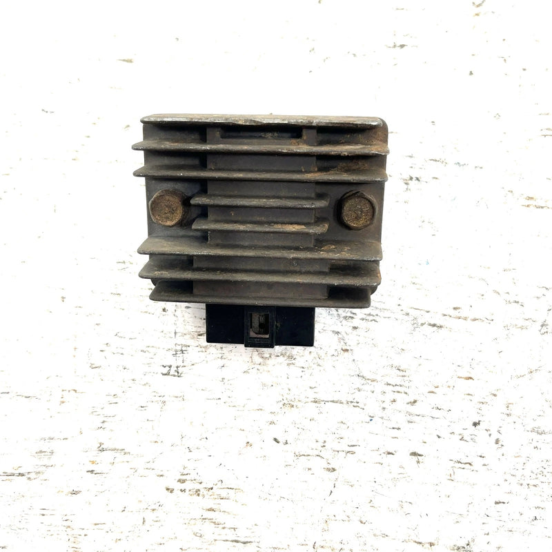 88-95 Kawasaki Bayou 220 OEM Voltage Regulator 21066-1052 AK36