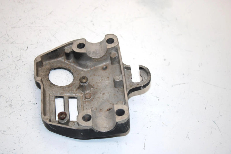 86 Honda Fourtrax  Trx125 A Oem Handlebar Holder 53131-VM6-680 AH16