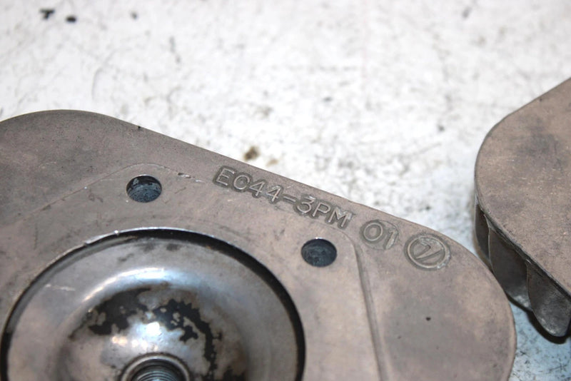 92 Polaris Sport Gt Oem Cylinder Head Pair 3084250 SP62