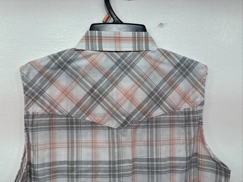 New Women’s Cumberland Gray Pink Plaid Short Sleeve Pearl Snap Medium LL-106