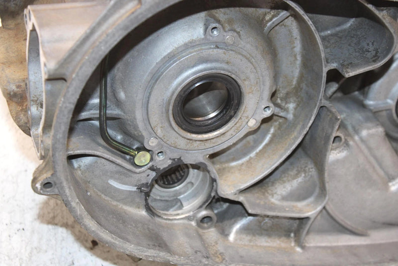 2005 Kawasaki Brute Force 750 4x4 Oem Crankcase 14001-0015 AK23