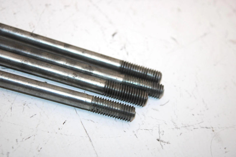 88 Yamaha Excel Iii Oem Cylinder Stud Set Of 8 90116-08107-00 SY12