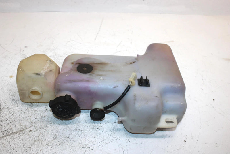 94 Yamaha Vmax 600 Oem Oil And Coolant Tank Set 8AB-21751-01-00 SY2