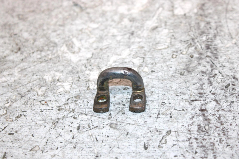 2006 Polaris Sportsman 500 Oem Box Latch Bracket 5252765 AP186