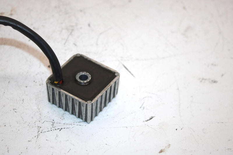 03 Arctic Cat Zl 550 Oem Voltage Regulator 0630-105 Q2701