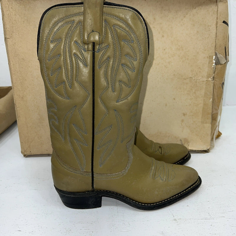 New Women’s Olive Green Texas Brand Cowboy Boots. L85 6 M. 20-87