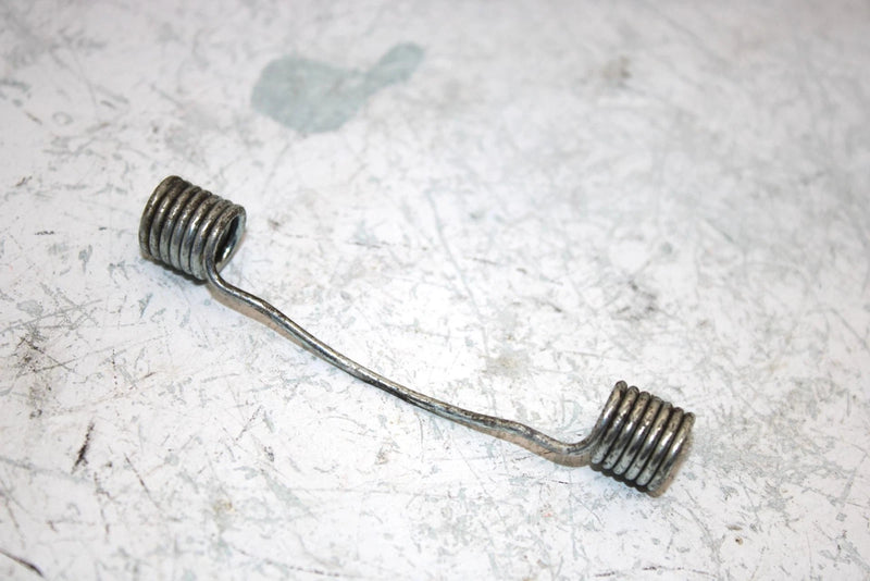86 Honda Trx200 Sx A  Oem Brake Drum Spring 45173-HB3-003 AH27
