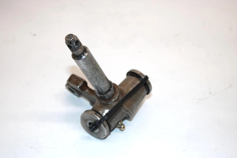 88 Yamaha  Champ 100 Yfm100u Oem Left Steering Knuckle 2HX-23501-00-00 AY10