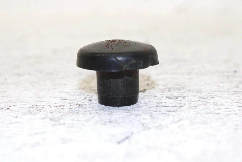 1996 Ski-doo Formula Iii 600 Oem Spindle Cap 572079100 SS18