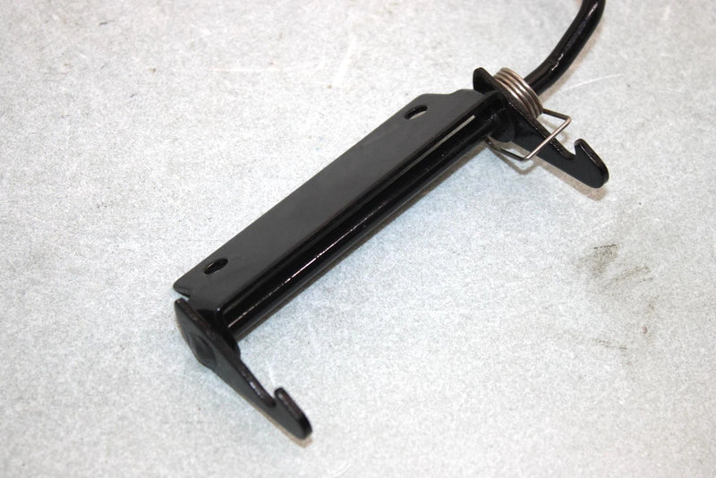 01 Arctic Cat 400 4x4 Oem Seat Latch 1506-056 AA21