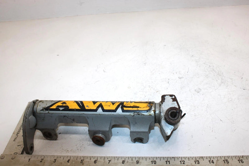 04 Arctic Cat Mountain Cat 900 Efi 151in Oem Left Steering Knuckle 1703-328 SAS6