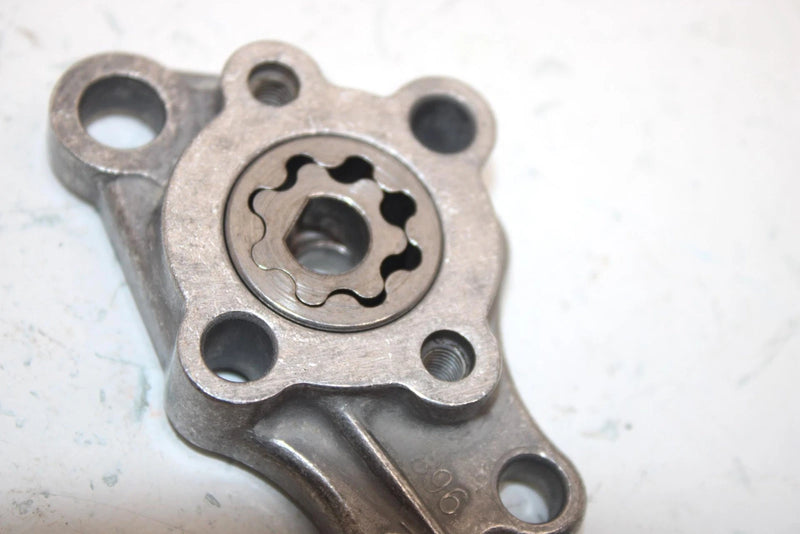 86 Honda Fourtrax  Trx125 A Oem Oil Pump Assembly 15100-968-010 AH16