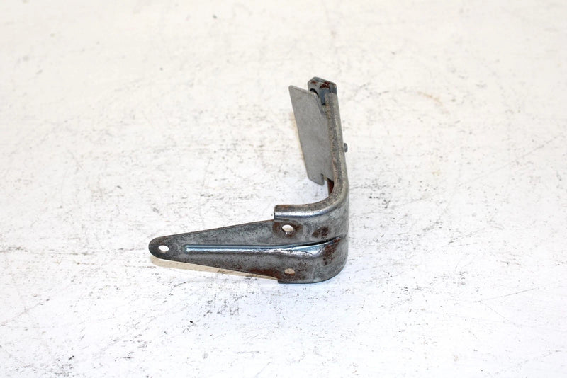 1997 Polaris 500 Indy Oem Right Side Panel Bracket 5240995 SP15