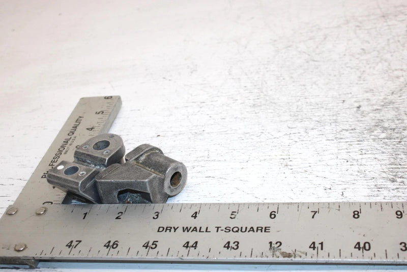 1989 Polaris 650 Oem Bogie Wheel Bracket Pair 5130570 SP43