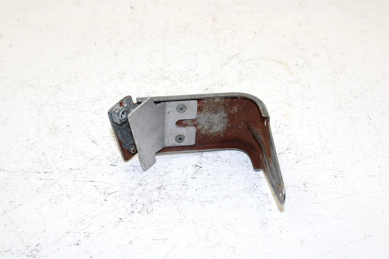 1997 Polaris 500 Indy Oem Right Side Panel Bracket 5240995 SP15