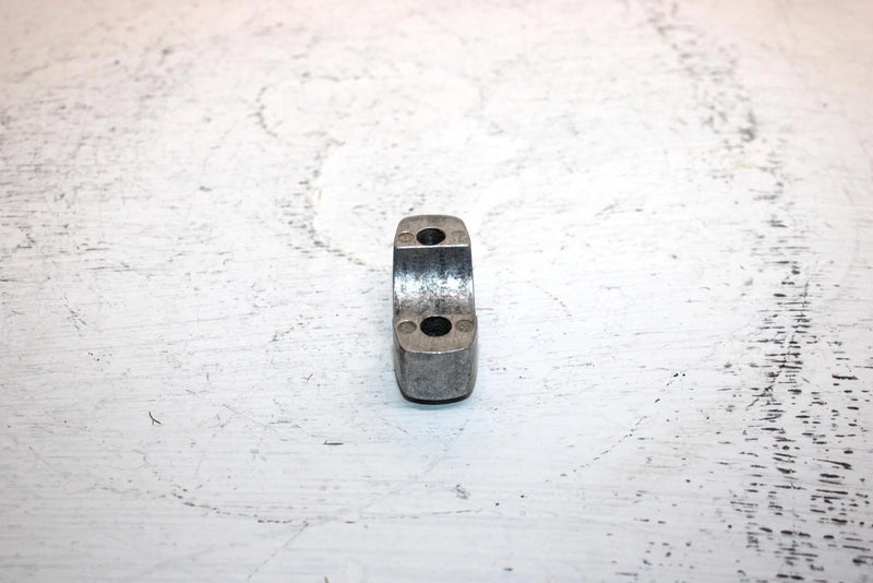 1980 Honda Atc110 Oem Handlebar Mount 95014-32100 95014-21101 AH74